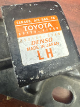 Load image into Gallery viewer, TOYOTA PRIUS FRONT IMPACT SENSOR PN: 89174-47040 (P)