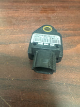 Load image into Gallery viewer, HYUNDAI ELANTRA FRONT IMPACT SENSOR (P) PN: 95920-2H100