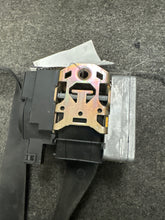 Load image into Gallery viewer, 2000-2002 MERCEDES W220 SCLASS FRONT DRIVER SEATBELT (LH) (P)