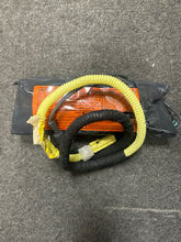 Load image into Gallery viewer, 2006-2012 HYUNDAI SONATA FRONT LEFT DRIVER SEAT AIRBAG (LH) (P)