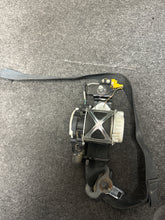 Load image into Gallery viewer, 2014-2019 FORD FIESTA FRONT PASSENGER RETRACTOR SEATBELT (RH) (P)