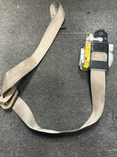 Load image into Gallery viewer, 1998-2002 LEXUS LX470 FRONT PASSENGER SEATBELT (TAN) (RH) (P)