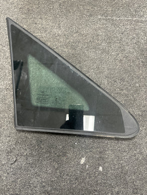2016-2021 MERCEDES METRIS FRONT PASSENGER DOOR WINDOW (RH) (P)