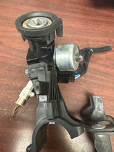 Load image into Gallery viewer, 2015-2022 DODGE PROMASTER IGNITION SWITCH WITH KEY (P) PN: 17005084-01