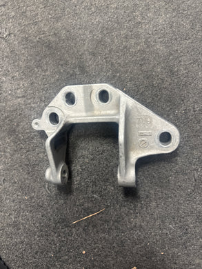 2016-2022 ACURA ILX LEFT SIDE ENGINE MOTOR MOUNT BRACKET SUPPORT (P)