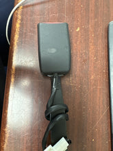 Load image into Gallery viewer, 2010-2013 MAZDA 3 FRONT DRIVER SEAT BELT BUCKLE (LH) (P)