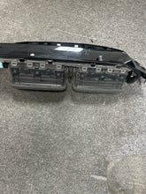 Load image into Gallery viewer, 2022-2023 HONDA CIVIC DRIVER DASH AC AIR VENT (LH) (P)