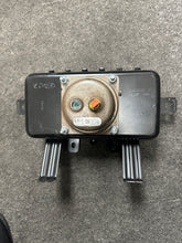 Load image into Gallery viewer, 2012-2017 HYUNDAI ACCENT PASSENGER DASH AIRBAG (RH) (P)
