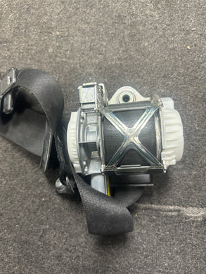 2012-18 BMW  F30 F32 320I 328I 335I FRONT RIGHT PASSENGER SEATBELT (RH) (P)