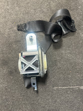 Load image into Gallery viewer, 2016-2019 TESLA MODEL S FRONT LEFT DRIVER SIDE SEATBELT (LH) (P)
