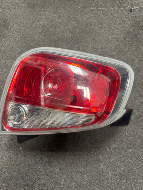 2012-2015 FIAT 500 LEFT SIDE DRIVER TAIL LIGHT (LH) (P)