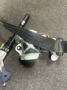 2013-2018 HYUNDAI SANTA FE RIGHT SIDE SEATBELT RETRACTOR  (RH) (P)