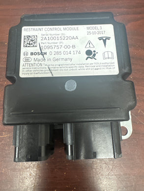TESLA MODEL 3 AIRBAG CONTROL MODULE PN: 1095757-00-B (P)