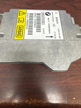 Load image into Gallery viewer, BMW E90 E91 AIRBAG CONTROL MODULE PN: 0 285 010 083 (P)