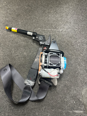 2015-2016 HYUNDAI GENESIS SEDAN RIGHT PASSENGER SEATBELT W/PRETENSIONER (RH) (P)