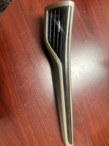 2013-2015 FORD FUSION RIGHT DASH AC HEATER AIR VENT GRILLE PANEL TRIM (RH) (P)