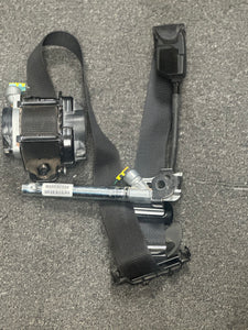 2015-2017 CHRYSLER 200 FRONT DRIVER SEATBELT W/PRE-TENSIONER (LH) (P)
