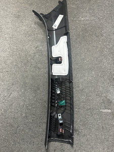 2019-2021 CADILLAC XT4 LEFT FRONT WINDSHIELD A-PIILAR TRIM COVER PANEL W/ SPEAKER (P)