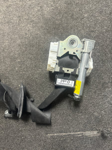 2012-18 BMW  F30 F32 320I 328I 335I FRONT RIGHT PASSENGER SEATBELT (RH) (P)