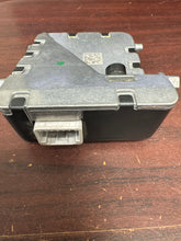 Load image into Gallery viewer, TOYOTA CAMRY FRONT WINDSHIELD LANE DEPARTURE CAMERA (P) PN: 8646C-06030