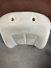 Load image into Gallery viewer, 2015-2017 HYUNDAI SONATA FRONT LEFT LEFT DRIVER SEAT UPPER CUSHION (LH) (P) GRAY