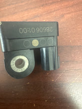 Load image into Gallery viewer, MERCURY MARINER IMPACT SENSOR PN: 7L14-14B345-AA (P)