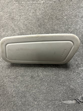 Load image into Gallery viewer, 2006-2011 BUICK LUCERNE RIGHT PASSENGER SEAT AIRBAG (RH) (P) GRAY