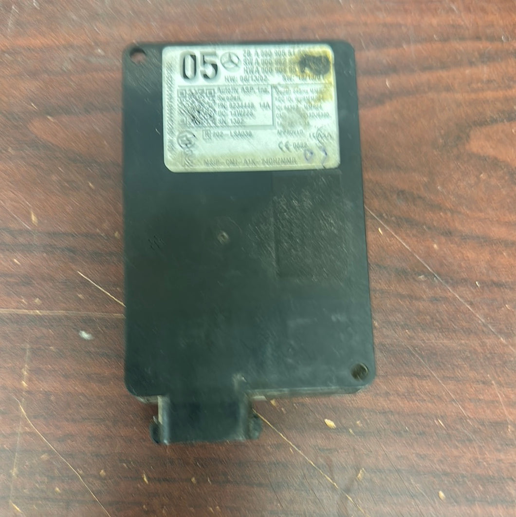 MERCEDES-BENZ CLA 250 BLIND SPOT RADAR  SENSOR PN:A 000 905 51 03 (P)