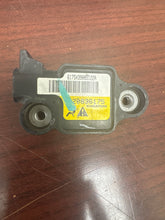 Load image into Gallery viewer, CADILLAC CTS CRASH IMPACT SENSOR PN: 20836175 (P)