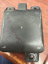 Load image into Gallery viewer, HYUNDAI SANTA FE RIGHT SIDE BLIND SPOT RADAR SENSOR MODULE (RH) (P) PN: 99150-S1500
