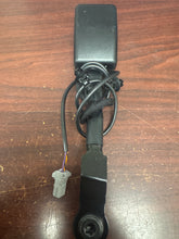 Load image into Gallery viewer, 2015-2022 RAM PROMASTER CITY FRONT RIGHT PASSENGER BUCKLE (P)