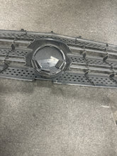 Load image into Gallery viewer, 2016-2021 MERCEDES BENZ METRIS W447 FRONT GRILLE (P)