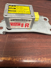Load image into Gallery viewer, TOYOTA SIENNA RIGHT SIDE IMPACT SENSOR PN: 89860-45010 (P)