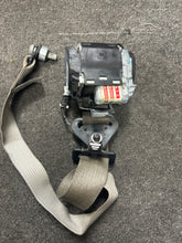 Load image into Gallery viewer, 2008-2012 FORD ESCAPE LEFT DRIVER SEATBELT RETRACTOR (LH) (P)
