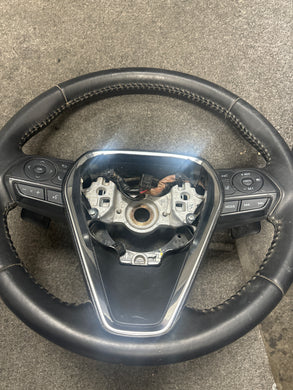 2018-2023 TOYOTA CAMRY STEERING WHEEL  (P)