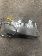 Load image into Gallery viewer, 2007-2010 INFINITI G35 G37 FRONT RIGHT PASSENGER SEAT AIRBAG (RH) (P)