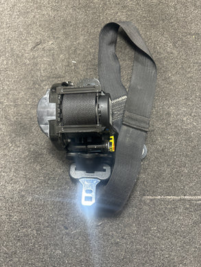 2008-2011 NISSAN VERSA FRONT DRIVER SEATBELT (LH) (P) GRAY