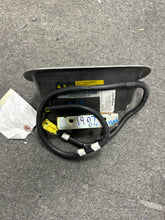 Load image into Gallery viewer, 2001-2006 CHEVY TAHOE GMC YUKON RIGHT SIDE SEAT AIRBAG (RH) (P) GRAY