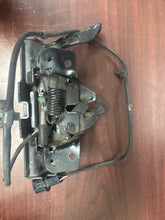 Load image into Gallery viewer, 2015-2017 HYUNDAI SONATA HOOD LOCK LATCH (P)