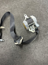 Load image into Gallery viewer, 2014-2018 SUBARU FORESTER FRONT DRIVER SEATBELT RETRACTOR (LH) (P)