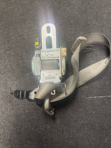 2005-2010 CHRYSLER 300 FRONT LEFT DRIVER SEATBELT (LH) (P)