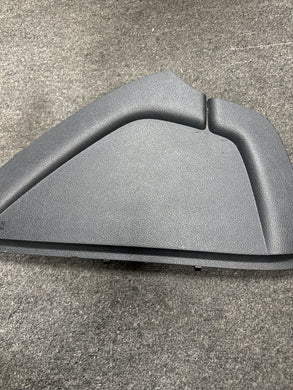 2016-2020 CHEVROLET TAHOE PASSENGER SIDE DASH END CAP (RH) (P)