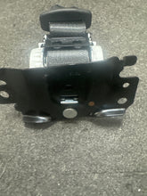 Load image into Gallery viewer, 2021-2023 GMC YUKON LAP &amp; SHOULDER SEATBELT RETRACTOR  (P) BLACK PN: 84929440