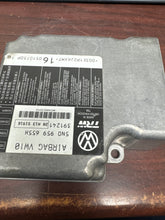Load image into Gallery viewer, VOLKSWAGEN PASSAT AIRBAG CONTROL MODULE PN: 5N0 959 655H (P)