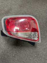 Load image into Gallery viewer, 2012-2015 FIAT 500 RIGHT PASSENGER TAIL LIGHT (RH) (P)