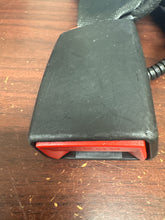 Load image into Gallery viewer, 2022-2023 HONDA CIVIC REAR RIGHT &amp; CENTER BUCKLE (P)