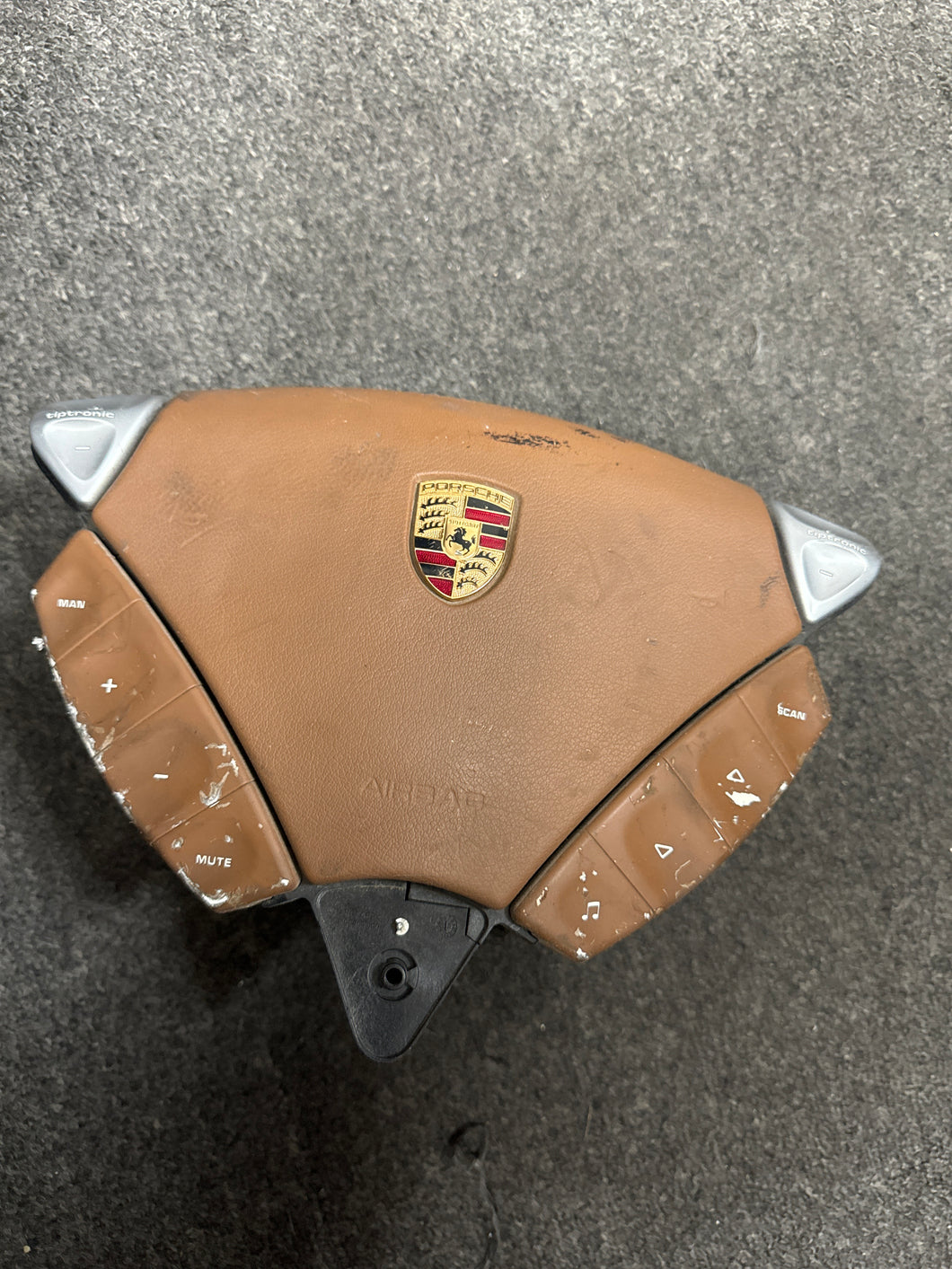 2003-2010 PORSCHE CAYENNE STEERING WHEEL AIRBAG (BROWN) (P)