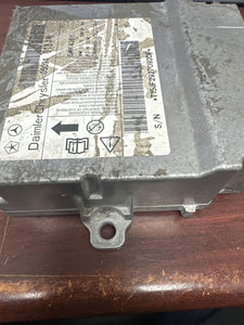 CHRYSLER TOWN & COUNTRY AIRBAG CONTROL MODULE PN: 05094018AL (P)