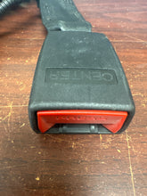 Load image into Gallery viewer, 2022-2023 HONDA CIVIC REAR RIGHT &amp; CENTER BUCKLE (P)