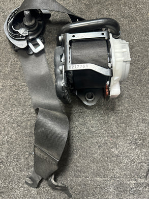 2011-2018 BMW X3 FRONT DRIVER SEATBELT RETRACTOR (LH) (P)